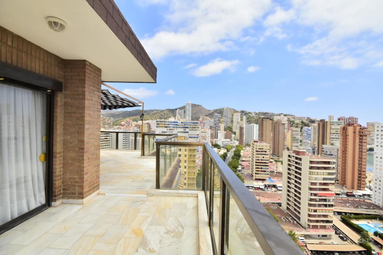 Atico Con Gran Terraza Apartment Benidorm Ngoại thất bức ảnh
