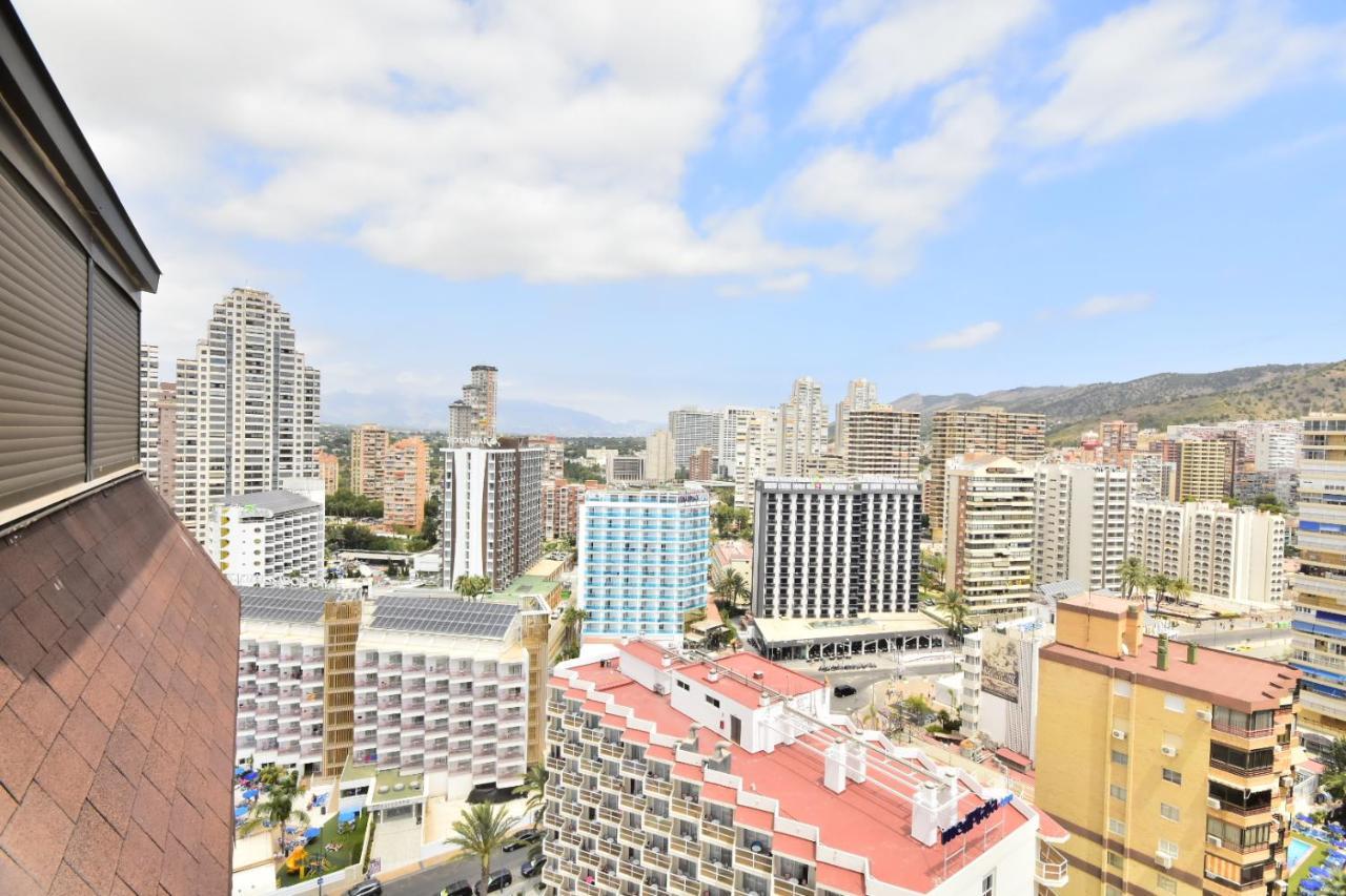Atico Con Gran Terraza Apartment Benidorm Ngoại thất bức ảnh